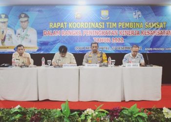 Rapat Koordinasi Tim Pembina Samsat di ballroom hotel Odua Weston Kota Jambi, Selasa (27/12/2022). (Foto Humas Jasa Raharja Jambi)