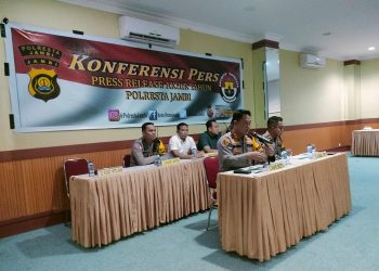 Konferensi pers akhir tahun Polresta Jambi. (Foto Siklusjambi.id/Rafli)