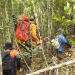 Proses pencarian orang hilan atas nama Sidi (78) di lokasi kebun kayu manis, di Desa Ambaiatas, Kecamatan Sitinjau, Kabupaten Kerinci, Jambi. (Basarnas Jambi)