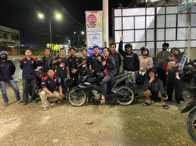 Kopdar komunitas sepeda motor Honda GTR Owner Jambi. (Foto Sinsen)