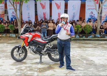 Para peserta edukasi safety riding yang digelar PT Sinar Sentosa Primatama. (Foto Sinsen/Ajeng)