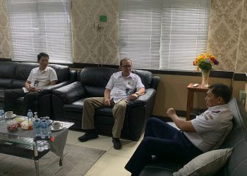 Kunjungan Kepala Jasa Raharja Cabang Jambi, Donny Koesprayitno, didampingin Kepala Unit Operasional dan Humas Jasa Raharja Jambi, Danny Firnando ke Kantor BPTD Wilayah V Provinsi Jambi, Kamis (26/1/2023). (Foto Humas Jasa Raharja/Riska)