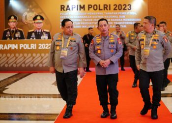 Kapolri, Jenderal Listyo Sigit Prabowo, saat diwawancara awak media usai menutup Rapim Polri 2023, Kamis (9/2/2023). (Foto Humas Polri)