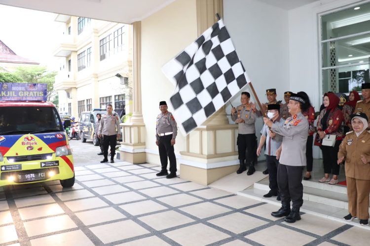 Polda Jambi Melaunching Mobil Takjil di Gedung Mapolda Jambi Sabtu, (25/03/23). (Foto: siklusjambi)