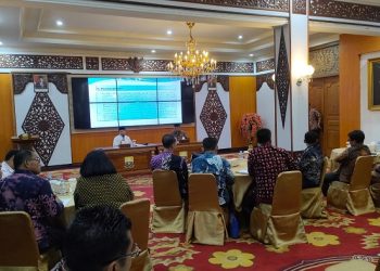 Pemkab Tebo menghadap Gubernur Jambi, Al Haris di kantor Gubernur Jambi , Senin (13/03/2023). (Foto:  Serampas/Riki)