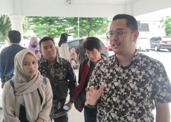 CEO Partojambe, Febianugrah saat di wawancarai usai kegiatan sosialisasi di Aula BKD Provinsi Jambi, Selasa(14/03/2023). (Dok. Bitnews.id/Otoy)