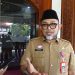 Sekda Sudirman saat diwawancarai uasai membuka Rakor Kependudukan Dan catatan Sipil di di Auditorium Rumah Dinas Gubernur Jambi, Senin (20/03/2023). (Foto: Ardi Susianto)