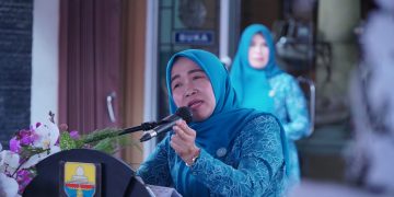 Ketua TP PKK, Hesti Haris saat menyampaikan sambutan (Foto:Harun - kominfo)
