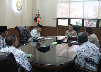 Kapolda saat terima Kunjungan Silaturahmi Pengurus PGRI Provinsi Jambi diruang kerjanya, Rabu (05/04/2023) (Dok. Humas Polda Jambi)