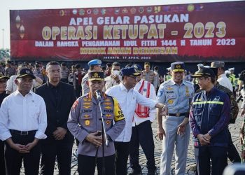 Kapolri, Jenderal Listyo Sigit Prabowo saat memberi keterangan di Lapangan Silang Monas, Jakarta Pusat, Senin (17/04/2023). (Dok. Div Humas Polri)