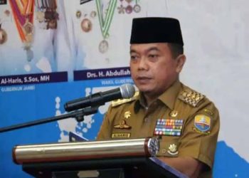 Gubernur Jambj, Al Haris saat menyampaikan sambutan. (Dok. Diskominfo/Erik)