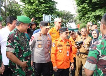 Kapolda Jambi, Irjen Pol. Rusdi Hartono usai mengikuti pelaksanaan apel Siaga Darurat Penanganan Bencana Kekeringan dan karhutla di Lapangan Makorem 042/Gapu, Senin (08/05/2023). (Dok. Humas Polda Jambi)
