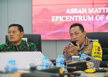 Kapolri Jenderal Listyo Sigit Prabowo saat menyampaikan kata sambutan di Command Center 91, Labuan Bajo, Nusa Tenggara Timur, Kamis (11/5/2023). (Dok. Div Humas Polri)