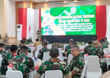 Apel Komandan Satuan (AKS) Tersebar Kodam II/Sriwijaya 2023 di Markas Korem Gapu 042/Garuda Putih, Kota Jambi, Senin (15/5/2023). (Foto: Pariwara/Riky)