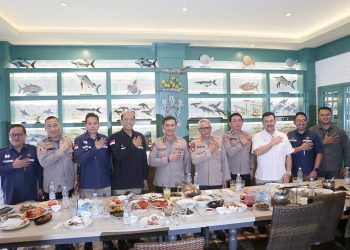 Kapolda saat Silaturahmi bersama SKK Migas Sumbagsel dan KKKS PetroChina International Jabung Ltd,
Rabu (17/05/2023). (Dok. Humas Polda Jambi)
