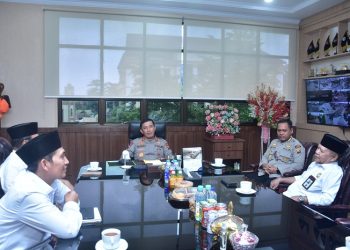 Pertemuan antara pengurus Baznas Provinsi Jambi dengan Kapolda Jambi di ruangan Kapolda Jambi pada Rabu (17/5/2023). (Foto Humas Polda Jambi)