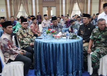 Wagub Abdullah Sani pada acara saat menghadiri Halal Bi Halal Pemerintah Provinsi Jambi Bersama Pemerintah dan Masyarakat Kota Sungai Penuh bertempat di Ruang Pola Kantor Walikota Sungai Penuh, Jumat (19/05/2023). (Foto:  -Diskominfo/Agus. S)