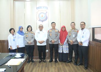 Kunjungan Silaturahmi Kepala Perwakilan BKKBN Provinsi Jambi di Gedung Mapolda Jambi, Rabu (07/06/2023). (Dok. Humas Polda Jambi)