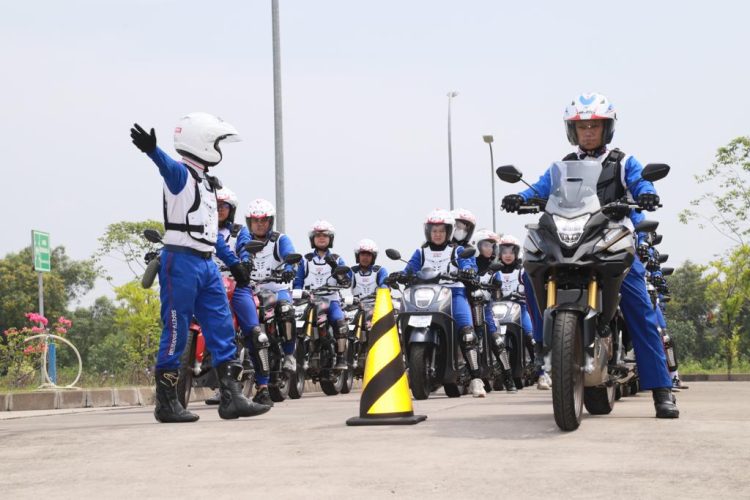 Komitmen keselamatan berkendara sinergi AHM bersama Jasa Raharja kampanyekan keselamatan berkendara.
Jawa Barat, Rabu (7/6/23). (Dok. AHM)