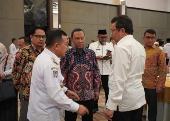 Al Haris usai acara Pembukaan rakor Tematik Sektor Pertanahan di Swiss Bell Hotel Jambi, Rabu (07/05/2023). (Foto: Diskominfo/Said)