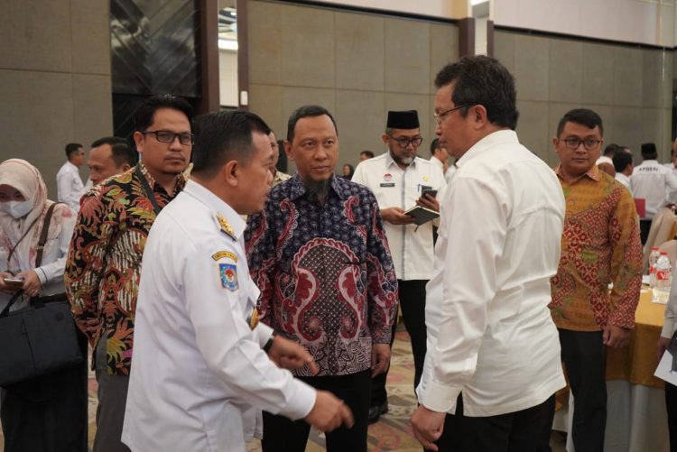 Al Haris usai acara Pembukaan rakor Tematik Sektor Pertanahan di Swiss Bell Hotel Jambi, Rabu (07/05/2023). (Foto: Diskominfo/Said)