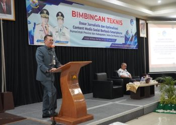 Kepala Diskominfo Provinsi Jambi Drs. Ariansyah, ME pada Bimtek Optimalisasi Content Media Sosial Berbasis Smartphone di Hotel Wiltop, Rabu, (14/06/ 2023). (Foto: Novriansah)