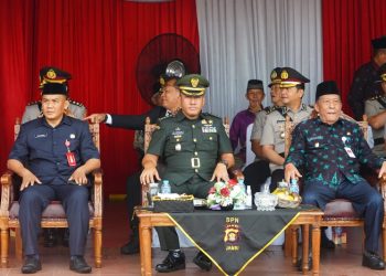 Kasrem 042/Gapu saat Hadiri Upacara Penutupan Pendidikan Bintara Polri di SPN Polda Jambi, Kamis (06/07/2023). (Dok. Penrem 042/Gapu)