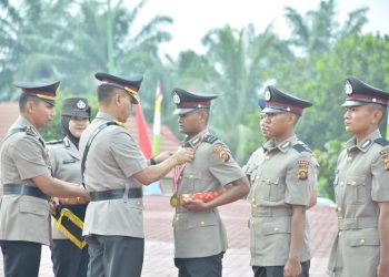 Pelantikan 142 Bintara Polri Gelombang I di lapangan SPN Polda Jambi, Kamis, (06/07/2023). (Dok. Humas Polda Jambi)
