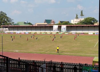 Pertandingan semifinal  sepakbola Porprov XXIII Jambi antara Batanghari melawan Muaro Jambi yang digelar di Stadion Tri Lomba Juang, Kota Jambi, Kamis (13/7/2023). [Foto: siklusjambi]