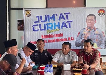 Kegiatan Jumat Curhat Polda Jambi Bersama Warga Kelurahan Buluran di Cafe Hello Sapa pada Jumat, (14/07/23) (Dok. Humas Polda Jambi)