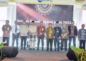 Kabid Humas Polda Jambi Kombes Pol. Mulia Prianto saat hadiri pelaksanaan acara pembukaan Serambi 2023 di Mall Jamtos, Senin (17/07/2023). (Dok. Humas Polda Jambi)