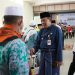 Wagub Sani saat penyambutan kepulangan Jemaah Haji asal Provinsi Jambi kloter BTH 23 di Asrama Haji Jambi, Senin (24/7/2023). (Foto: Diskominfo/Novriansyah)