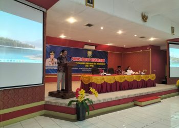 FGD Pejabat Pengelola Informasi dan Dokumentasi di Aula Hotel Mahkota Sutis, Kota Sungai Penuh, Kamis (27/07/2023). (Dok. siklusjambi)