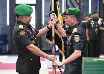 Kasad Jenderal TNI Dr. Dudung Abdurachman pimpin Sertijab 14 jabatan strategis di Lingkungan TNI AD di Aula Jenderal Besar A.H. Nasution Mabesad, Jakarta, Senin (21/8/2023).(Dok. Dispenad)