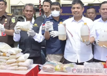 Pemusnahan barang bukti narkotik di lapangan Hitam Mapolda, Kamis (3/82023). (Dok. siklusjambi)