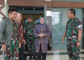 Wairjenad Kasad tiba di Bandara Sultan Thaha Jambi, Rabu (2/8/23). (Dok. Penrem 042/Gapu)