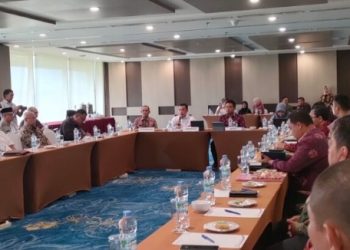 Rapat asistensi dan fasilitas penyelesaian permasalahan perusahaan-perusahaan besar untuk menunjang investasi di Jambi di BW Luxury Hotel Jambi, Jumat (04/08/2023) (Dok. siklusjambi)