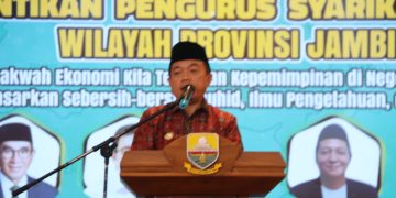 Al Haris pada pelantikan Pengurus Dewan Pimpinan Wilayah (DPW) Syarikat Islam Provinsi Jambi Periode 2023-2025, bertempat di Auditorium Rumah Dinas Gubernur Jambi, Jum'at (11/08/2023). (Dok. Agus Supriyanto -Kominfo)