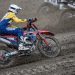 Aksi crosser binaan PT Astra Honda Honda (AHM) Delvintor Alfarizi di kelas MX2 pada ajang balap FIM Motocross World Championship (MXGP) seri Swedia, Minggu (13/8). (Dok. AHM_MXGP.Swedia)