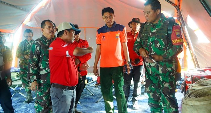 Danrem 042/Gapu saat Patroli Darat Ke Wilayah Rawan Karhutla di Kab. Muaro Jambi, Senin (14/08/2023). (Penrem 042/Gapu)