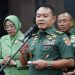 Kasad Jenderal TNI Dr. Dudung Abdurachman pada peluncuran Aplikasi e-Stuntad dan e-Posyandu, di Mabesad, Jakarta, Selasa (5/9/2023). (Dok. Dispenad)