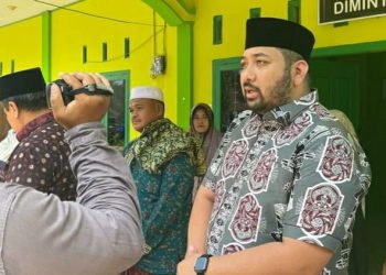 Waka DPRD Provinsi Jambi, Pinto saat diwawancarai awak media, Jumat (01/08/2023). (Dok. Arian)