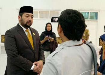 Wakil Ketua DPRD Provinsi Jambi Pinto Jayanegara saat diwawancarai (Dok. Hadian - Humas)